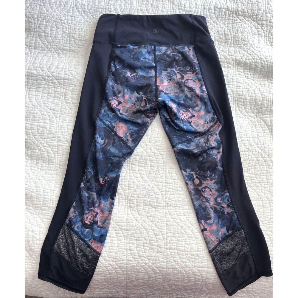 Lululemon If You're Lucky Crop Pant Legging Sz 4 Navy Blue Yoga Gym Fitness - Picture 5 of 10